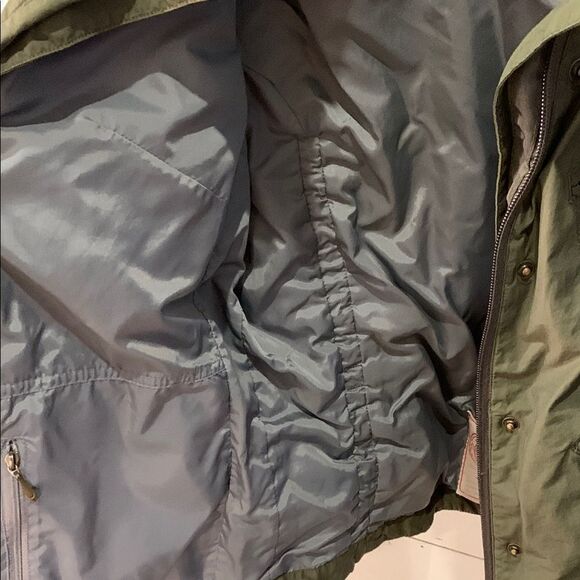The North Face Olive Green zip up Jacket Womans size medium - Picture 12 of 13